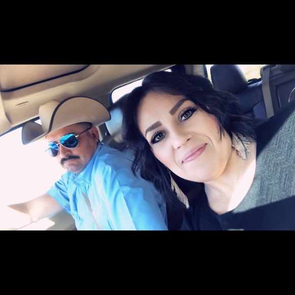 Meet your Posher, Lupe - Picture 1 of 1